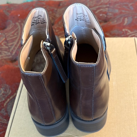 Journee Collection Women's Brown Ankle Booties - Picture 3 of 6